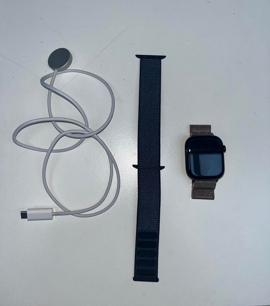 Apple watch 10 series 46 mm jet black, Handtassen en Accessoires, Smartwatches, Ophalen of Verzenden, Zo goed als nieuw, Zwart
