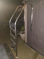 Zwembadtrap RVS - Duurzaam en Veilig, Tuin en Terras, Ophalen, Zo goed als nieuw, Ladder
