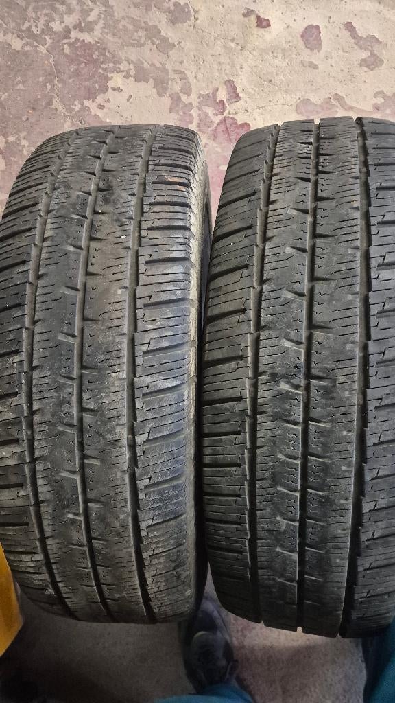 2Pneu Camionette 225/75/R 16 C Continental