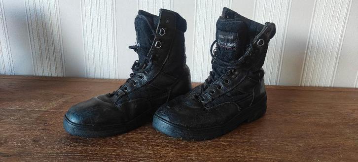 Mil-Com zwarte boots met Thinsulate – maat EU 42, Kleding | Heren, Schoenen, Gedragen, Boots, Zwart, Ophalen of Verzenden