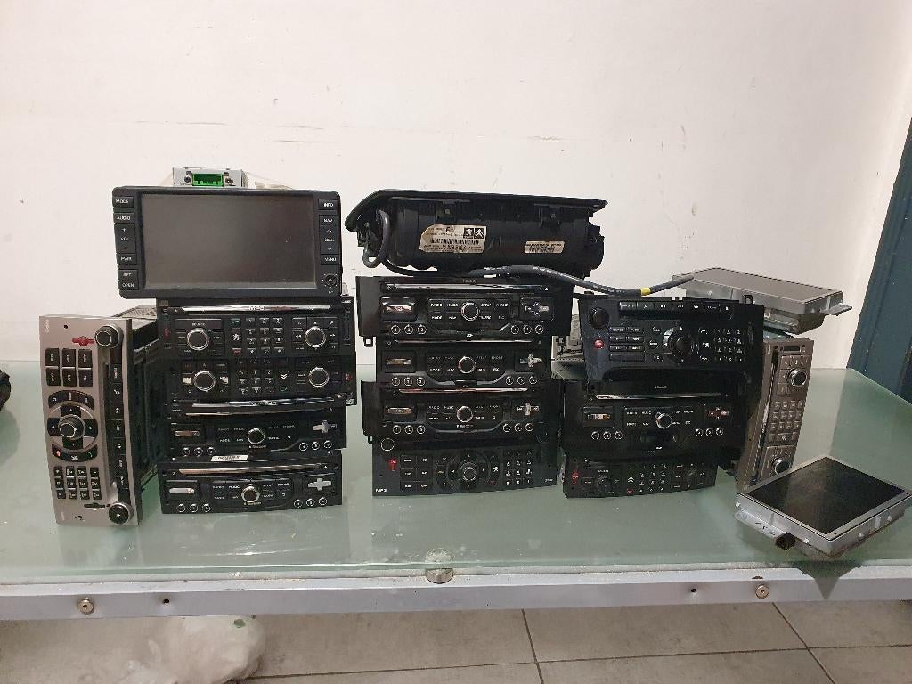 Autoradio gps peugeot citroen, Auto diversen, Autoradio's, Gebruikt, Ophalen