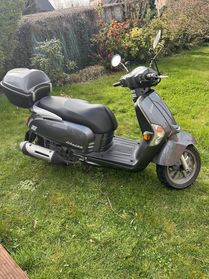Scooter Kymco 125 CC, Vélos & Vélomoteurs, Scooters | Kymco, Utilisé, Like, Essence, Enlèvement