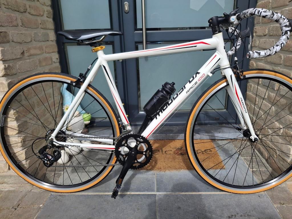 Vélo de course Muddy Fox Race SMALL  ENTIÈREMENT RENOUVELÉ, Vitesses, Frein sur jante, 26 pouces ou plus, MUDDY FOX RACE 100