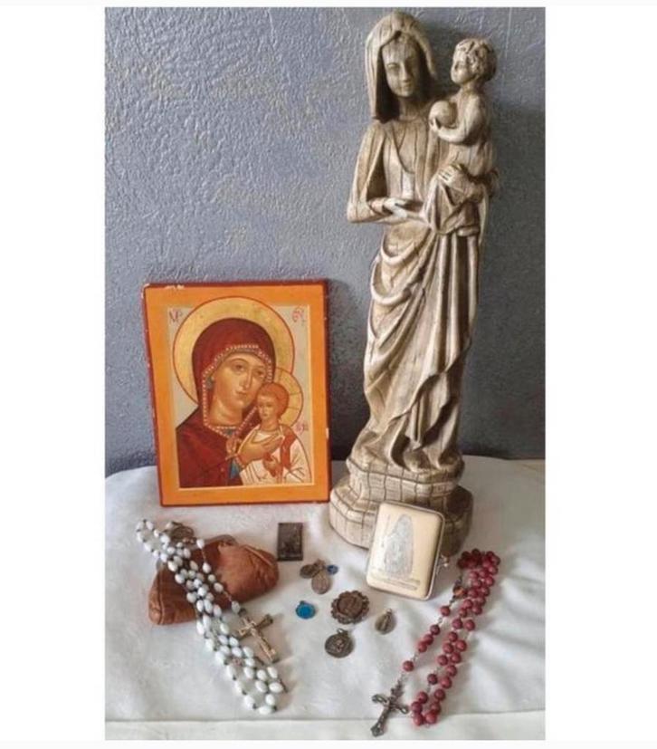 Partij religieuze christendom antiek 1950-1960 kruis beeld, Antiek en Kunst, Antiek | Religieuze voorwerpen, Ophalen of Verzenden