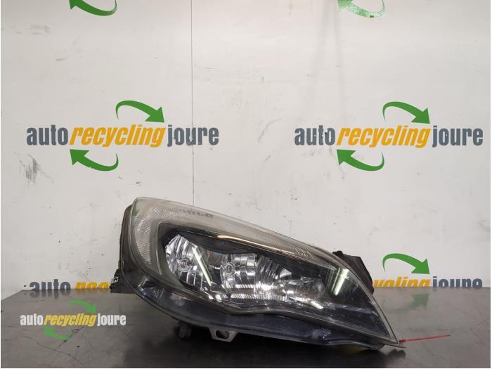 Phare droit d'un Opel Astra, -, -, Opel, 3 mois de garantie