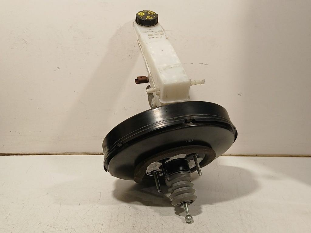 Rembekrachtiger Opel Vivaro, Autos : Pièces & Accessoires, Freins & Transmission, Opel, Utilisé, Origine de la pièce connue, 12 mois de garantie