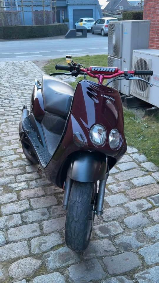 Yamaha neos B klasse 70cc, Vélos & Vélomoteurs, Scooters | Yamaha, Utilisé, Neo's, Classe B (45 km/h), Deux-temps, Enlèvement