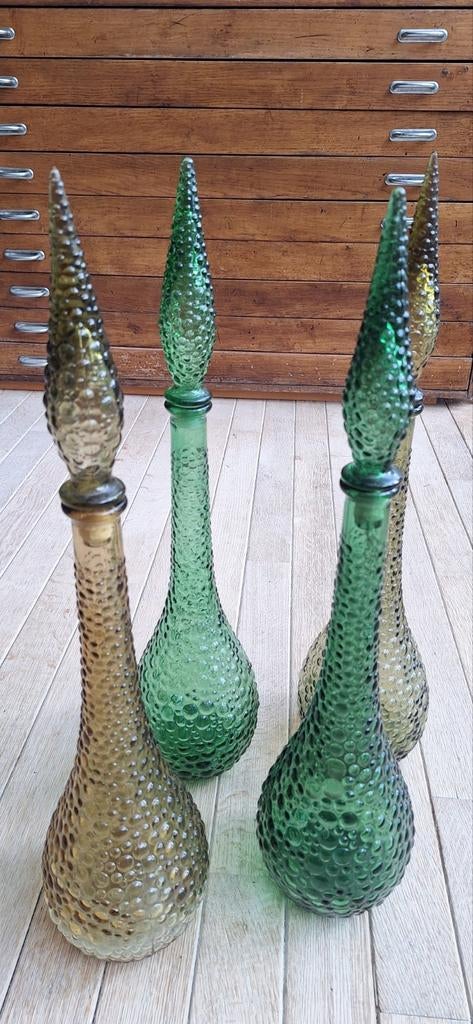 Ensemble de carafes italiennes « Genie ». Empire 1960-1970, Enlèvement