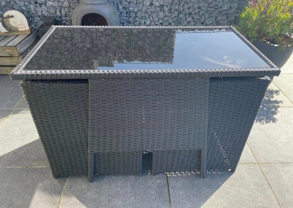 Tuintafel en 2 inschuifbare stoelen, Ophalen, Zo goed als nieuw