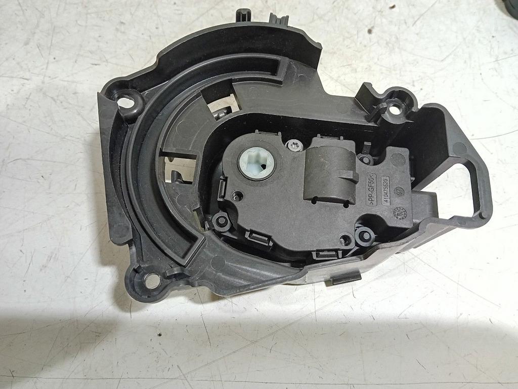 Kachelstelmotor BMW i3, Onderdelen@venauto.nl, Van der Ven Autorecycling B.V., Gebruikt, Ettenseweg 76, 4706 PB Roosendaal, The Netherlands