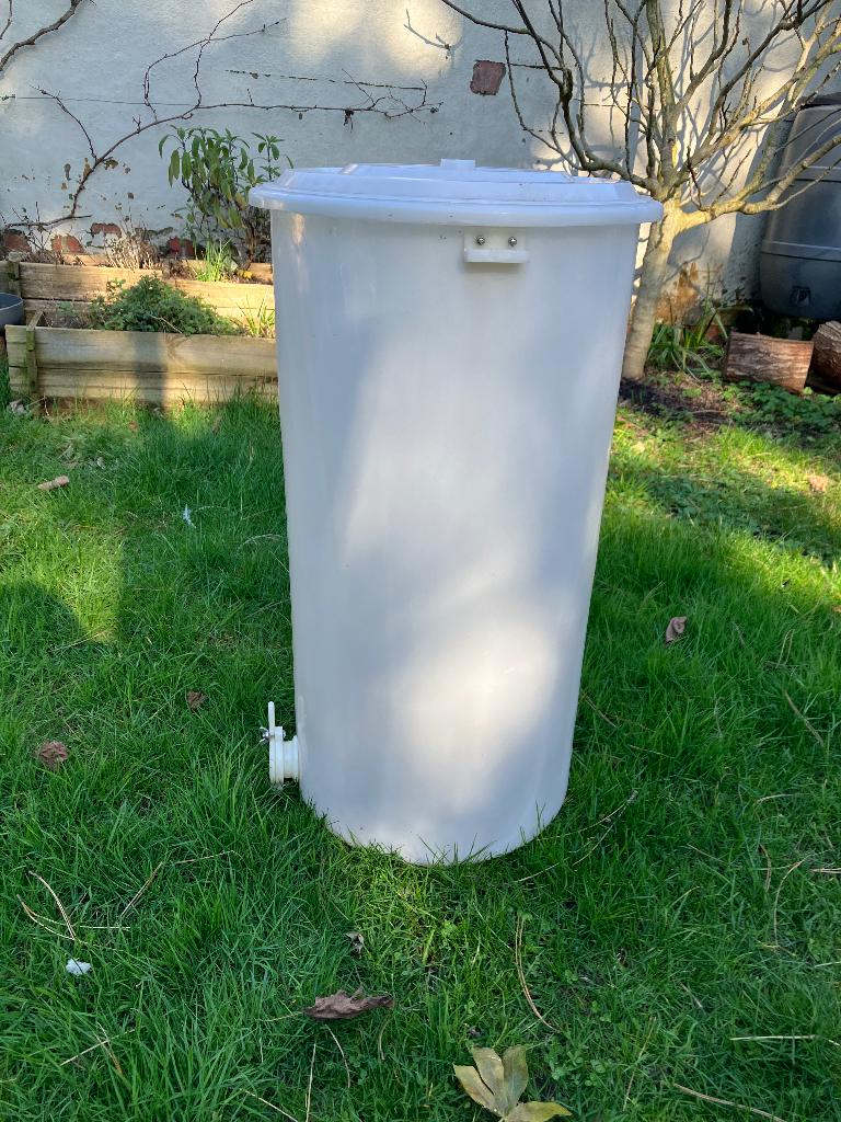 honingslinger, Ophalen, Zo goed als nieuw