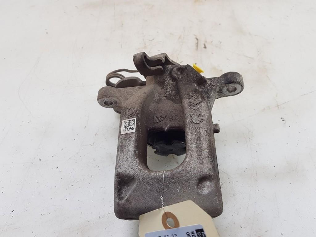 ETRIER DE FREIN ARRIÈRE GAUCHE Opel Corsa F (UB / UH / UP), Autos : Pièces & Accessoires, Freins & Transmission, Opel, Utilisé