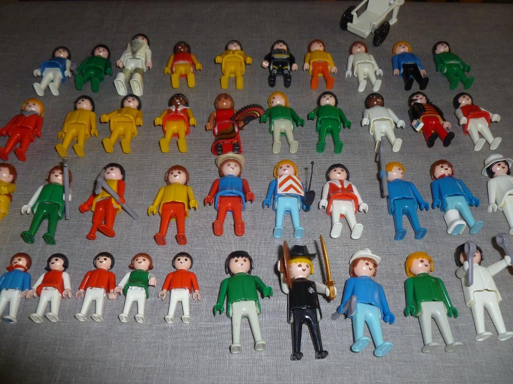 Een groot aantal Playmobil figuurtjes en toebehoren, Ophalen of Verzenden, Gebruikt, Los Playmobil