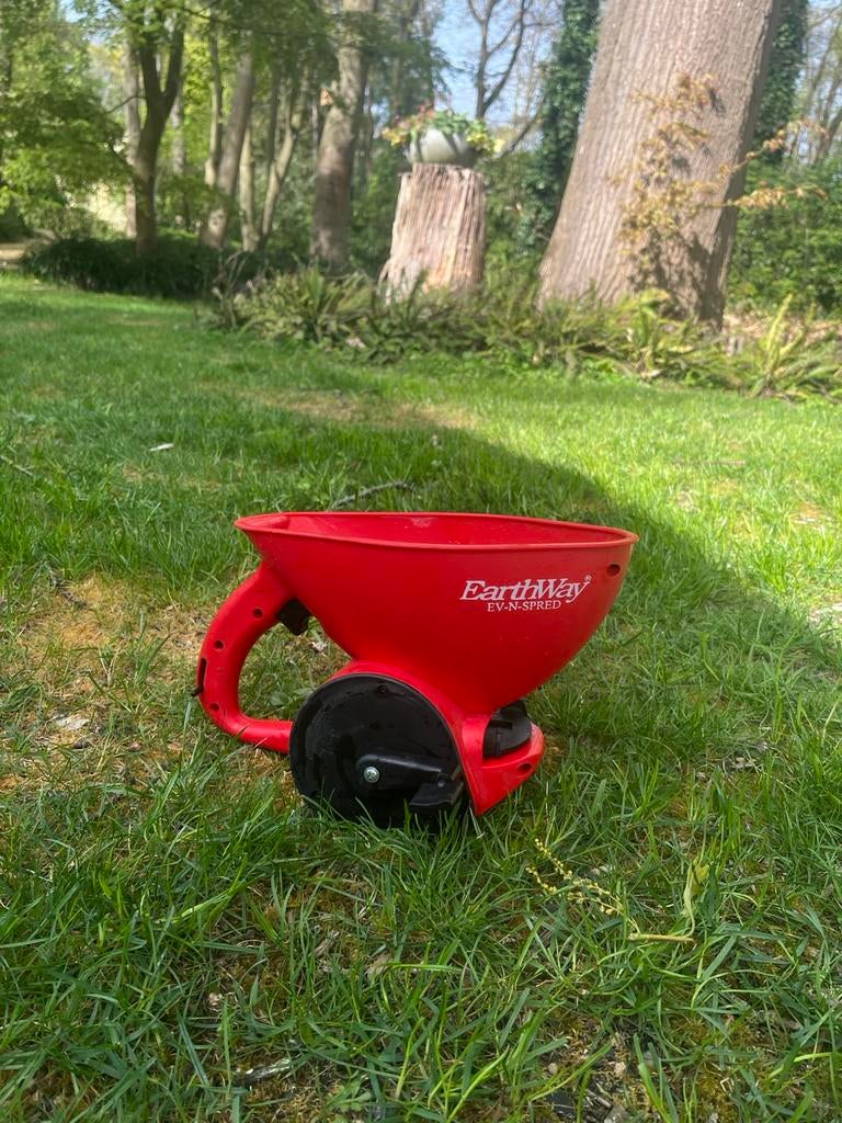 Handmatige strooimachine, Ophalen, Mest