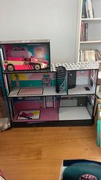 Maison barbie/poupées LOL avec voiture,déco,poupées incluses, Enlèvement, Comme neuf