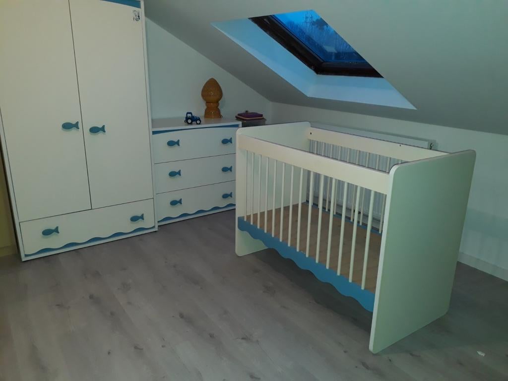 Chambre bébé complète avec table à langer avec baignoire, Enlèvement