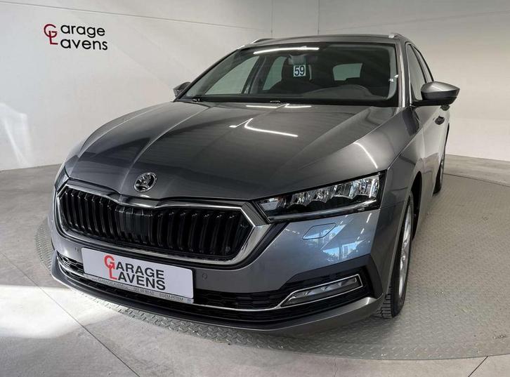 Skoda Octavia Octavia SW 1.0 TSI eTec Clever DSG 24M GARANT, Autos, Skoda, Particulier, Octavia, ABS, Phares directionnels, Airbags