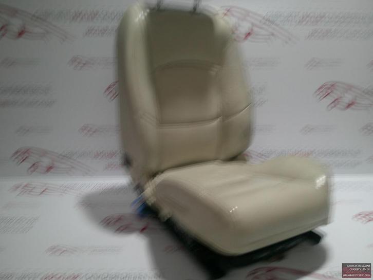 Stoel rechts Jaguar X350 crème  (NED) XJR stoel met R logo, Auto-onderdelen, Interieur en Bekleding, Jaguar, Gebruikt, Herkomst onderdeel bekend