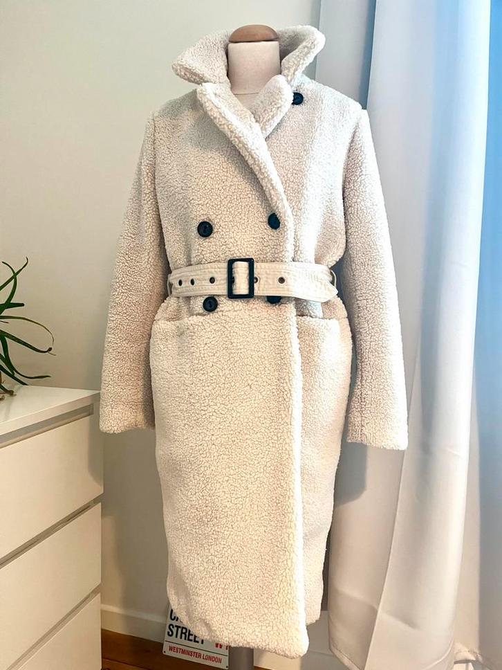 Manteau sherpa blanc/crème chaud  CKS • xs, Vêtements | Femmes, Vestes | Hiver, Porté, Taille 34 (XS) ou plus petite, Blanc, Enlèvement ou Envoi