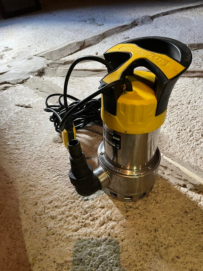 Powerplus vuilwater dompelpomp POWXG9537, Tuin en Terras, Waterpompen, Gebruikt, Elektrisch, Dompelpomp, Ophalen