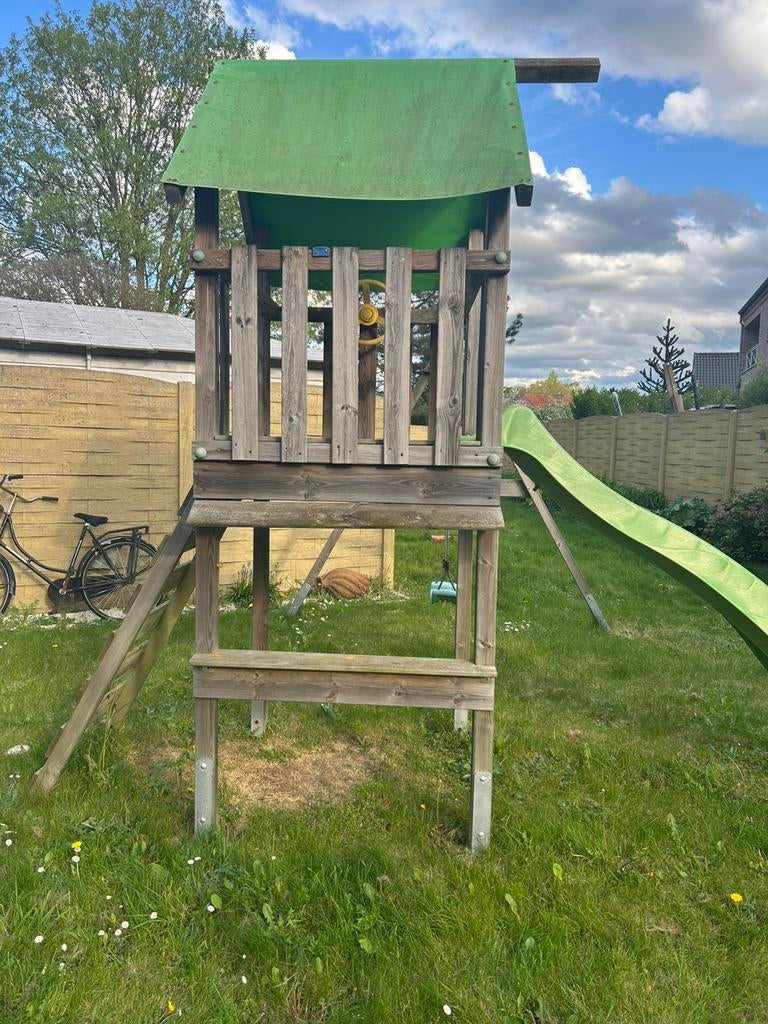 Houten speelhuisje met schommel, Ophalen, Gebruikt, Schommel