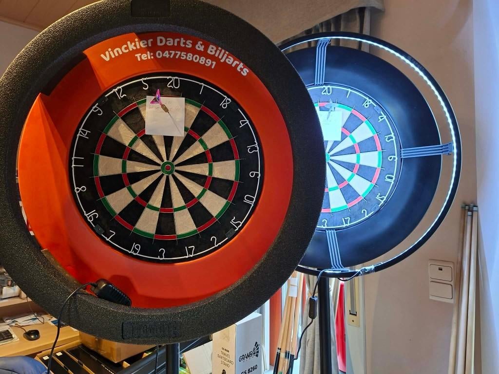 Meerdere van deze mobiele sets uit verhuur., Sport en Fitness, Darts, Ophalen, Zo goed als nieuw, Overige typen