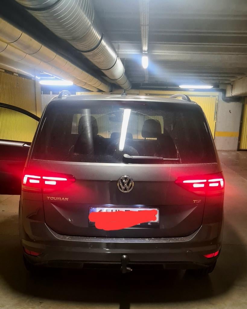 Touran 2017 automatique, Argent ou Gris, Achat, Caméra de recul, 5 portes