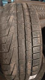 225/40r18 Pirelli 45€ per stuk met montage en balanceren, Ophalen