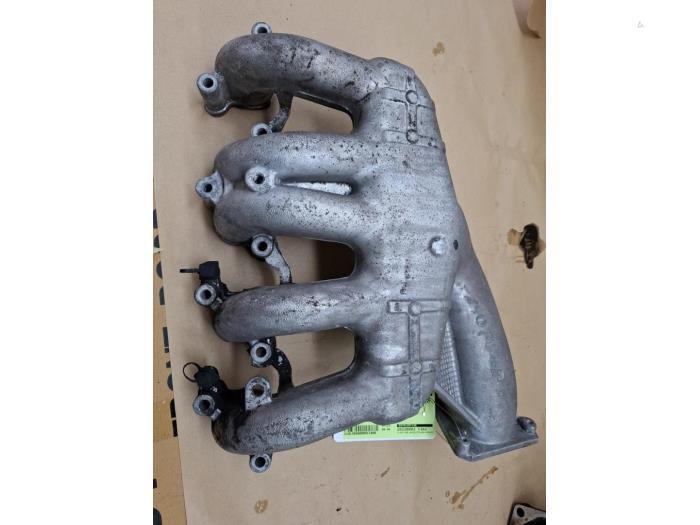 Inlaatspruitstuk van een Volkswagen Transporter, Auto-onderdelen, Motor en Toebehoren, Volkswagen, Gebruikt, 3 maanden garantie