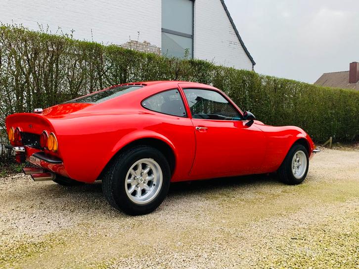 Opel gt 1900 oldtimer, Autos, Opel, Entreprise, GT, Essence, Coupé, Boîte manuelle, Enlèvement