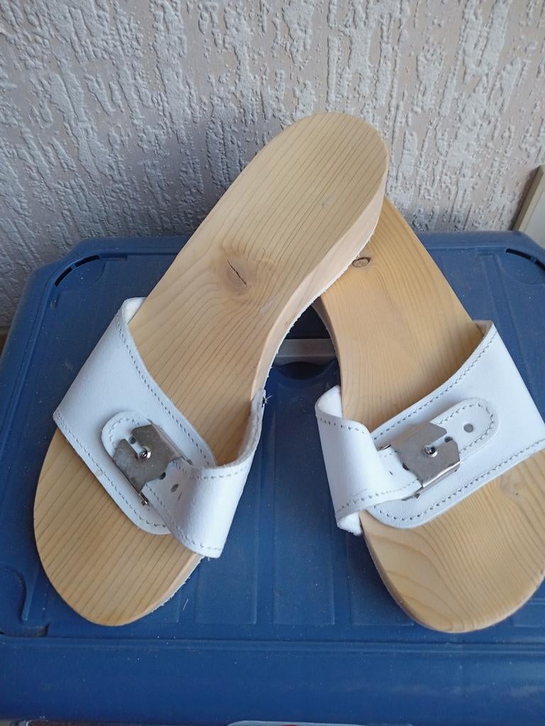 Claquettes mules cuir bois d'érable 39 Neuf, Enlèvement, Neuf, Blanc