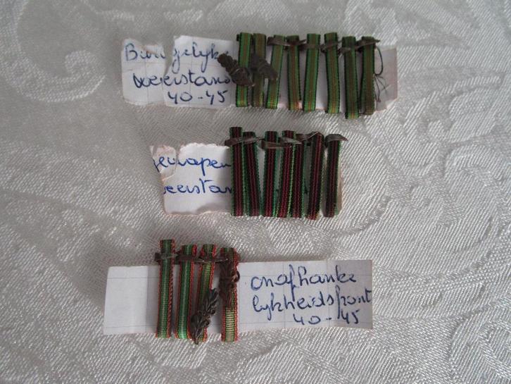 militair, lintjes weerstand/ verzet, Collections, Objets militaires | Général, Autres, Enlèvement