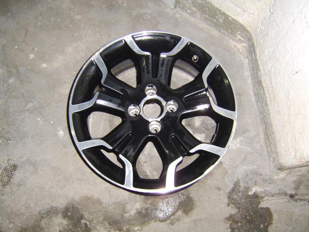 1 Jante 17p DS3, Autos : Pièces & Accessoires, Pneus & Jantes, Enlèvement, Utilisé, 17 pouces