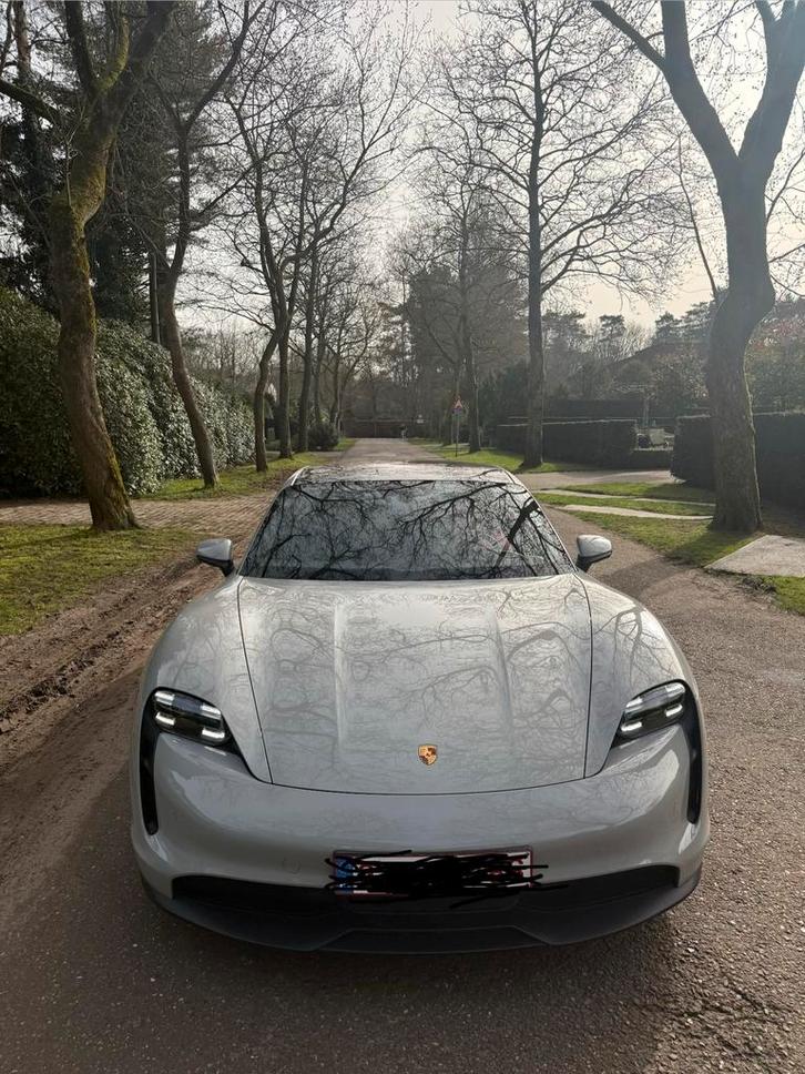 Porsche taycan , 2021 , eerste eigenaar ( full opcion), Auto's, Porsche, Particulier, Taycan, 360° camera, 4x4, Achteruitrijcamera