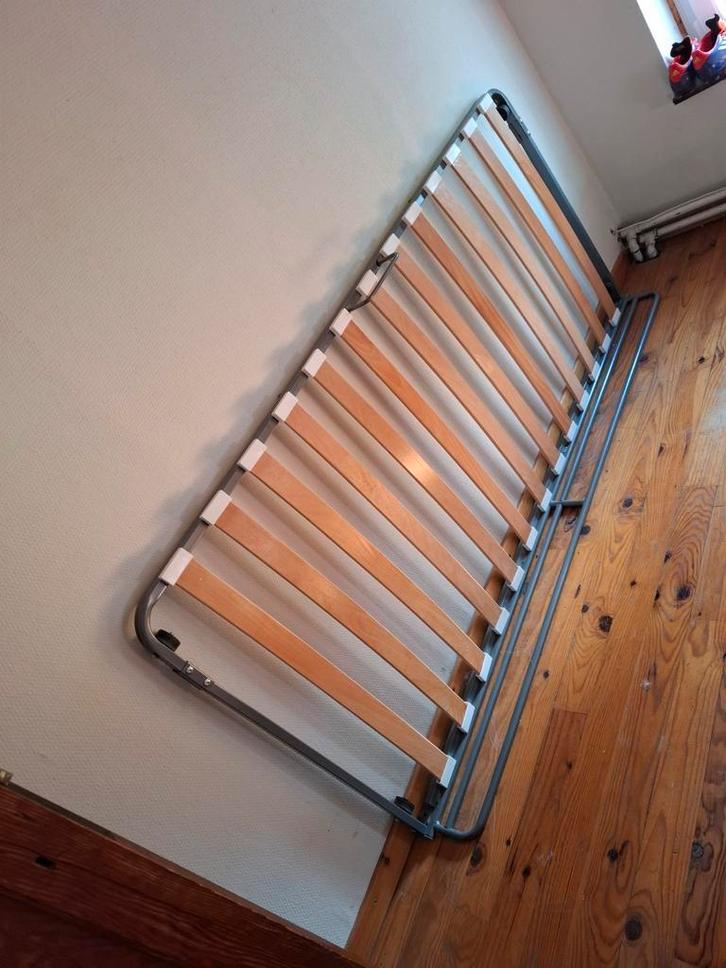 Sommier sur roulette, partie du lit Svarta de Ikea, Maison & Meubles, Chambre à coucher | Matelas & Sommiers, Sommier