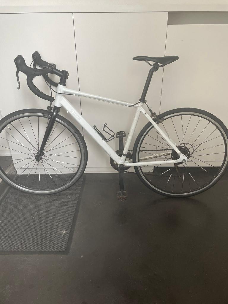 Triban 100 S wit, Autres marques, Moins de 10 vitesses, Femmes, Aluminium