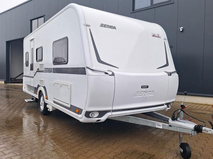 Eriba 480 Nova Zeer Luxe en Chique - Incl Mover 2021 Topper, Caravans en Kamperen, Caravans, Particulier, Eriba, 2 aparte bedden