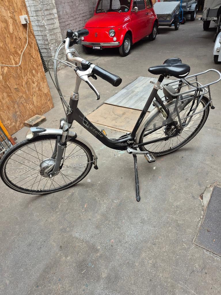 vélo de femme marque gazelle ( prix 50 euros ), Enlèvement, Utilisé, Gazelle