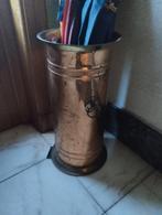 Grande boîte à parapluies en cuivre, Enlèvement