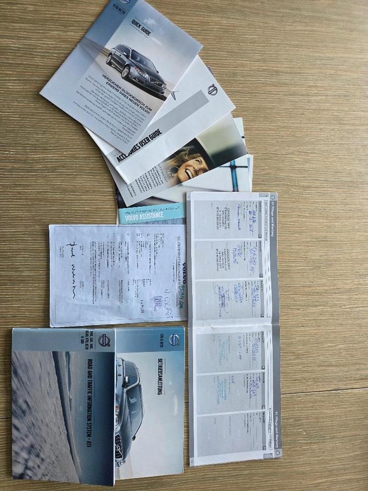 Volvo XC70 D5 Ocean Race, Autos, Volvo, Particulier, XC70, 4x4, ABS, Régulateur de distance, Airbags, Air conditionné, Bluetooth