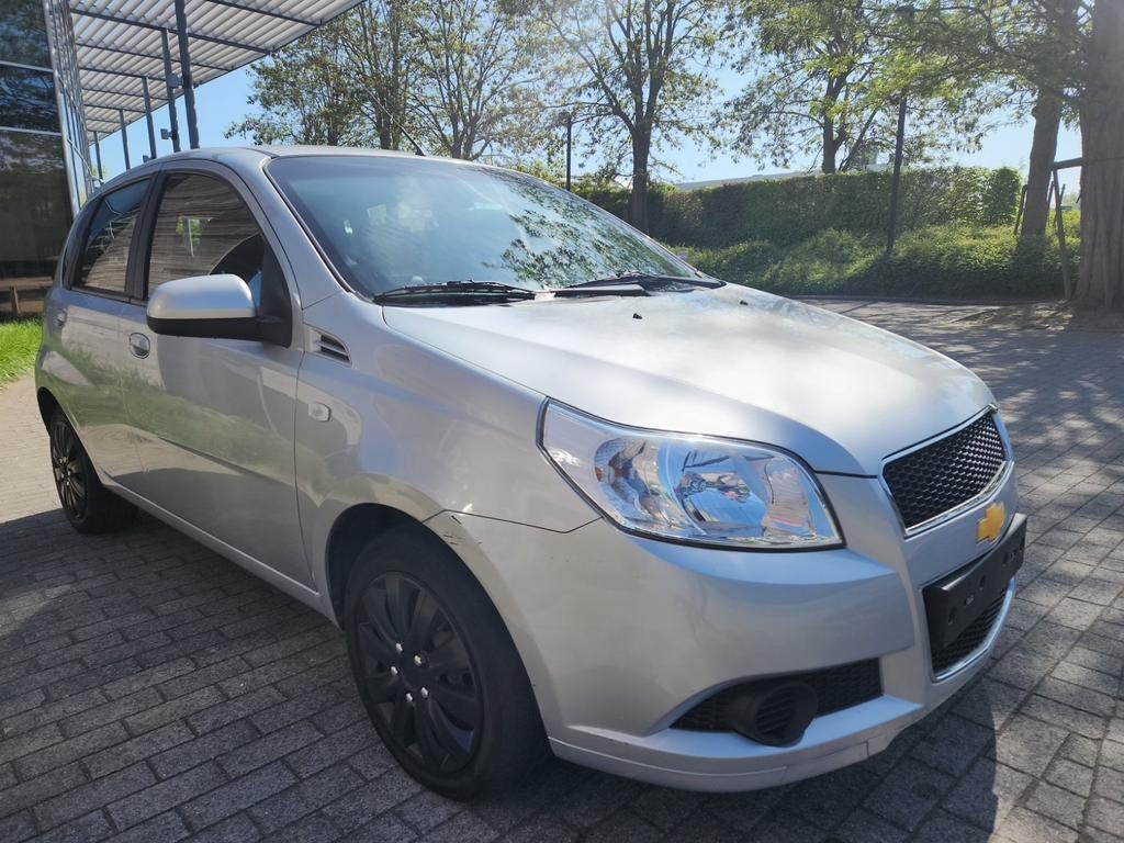 Chevrolet aveo / essence/ 1 propriétaire/ carnet, Autos, Chevrolet, Achat, Entreprise
