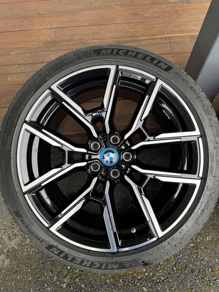 Jantes Bmw 859m BMW I4 G26 avec pneus d'été + capteurs, Autos : Pièces & Accessoires, Pneus & Jantes, Pneus et Jantes, Pneus été