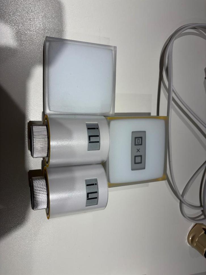 Netatmo Slimme Radiatorkranen (3x) + Relais, Bricolage & Construction, Thermostats, Utilisé, Thermostat intelligent, Enlèvement