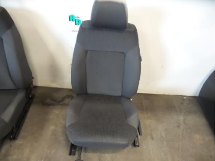 Stoel links van een Volkswagen Polo (Polo 09-), Auto-onderdelen, Interieur en Bekleding, Volkswagen, Gebruikt, 3 maanden garantie