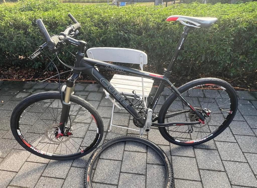 Mountainbike Cube Ltd serie 18’, Ophalen, Zo goed als nieuw