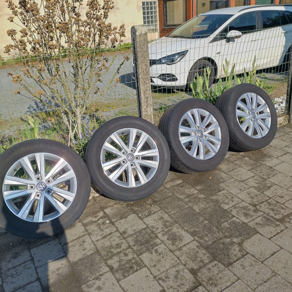 Jantes en aluminium pour pneus 235/55 ZR 17, Enlèvement, Pneu(s)