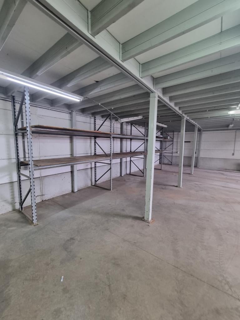 Rek. Rekken. Magazijninrichting., Ophalen