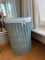 Grote rieten stevige wasmand/mand, Ophalen, Gebruikt