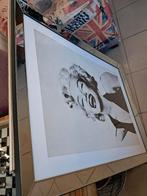 kader Marilyn Monroe, Enlèvement, Comme neuf