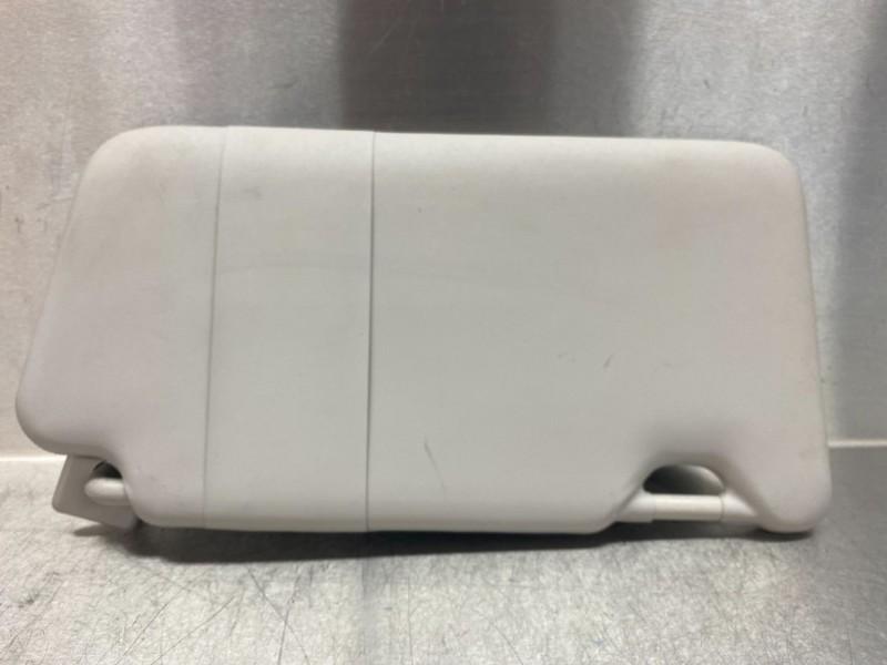 ZONNEKLEP Nissan Micra (K13) (01-2010/03-2017), Auto-onderdelen, Interieur en Bekleding, Nissan, Gebruikt